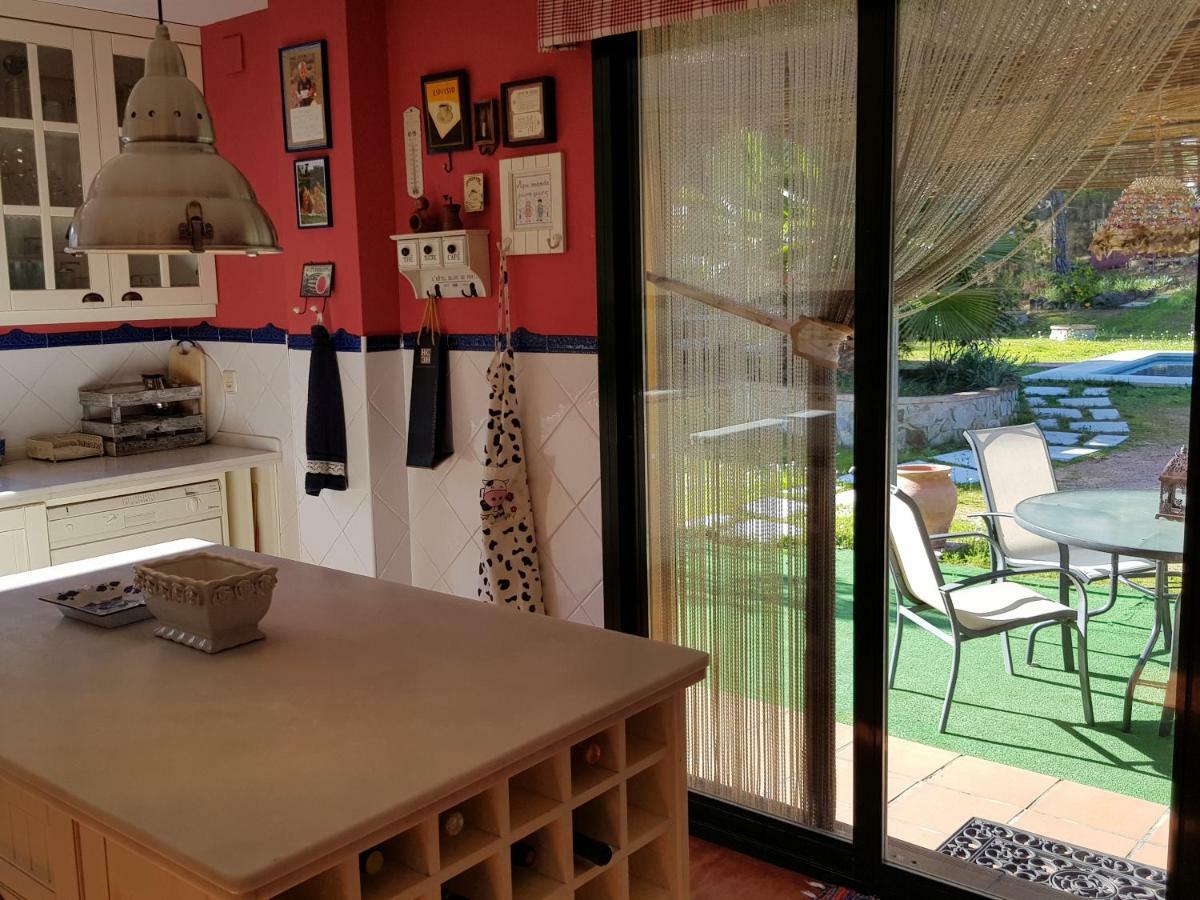 فيلا Casa Encantadora Con Piscina Privada Y Chimenea Las Jaras المظهر الخارجي الصورة