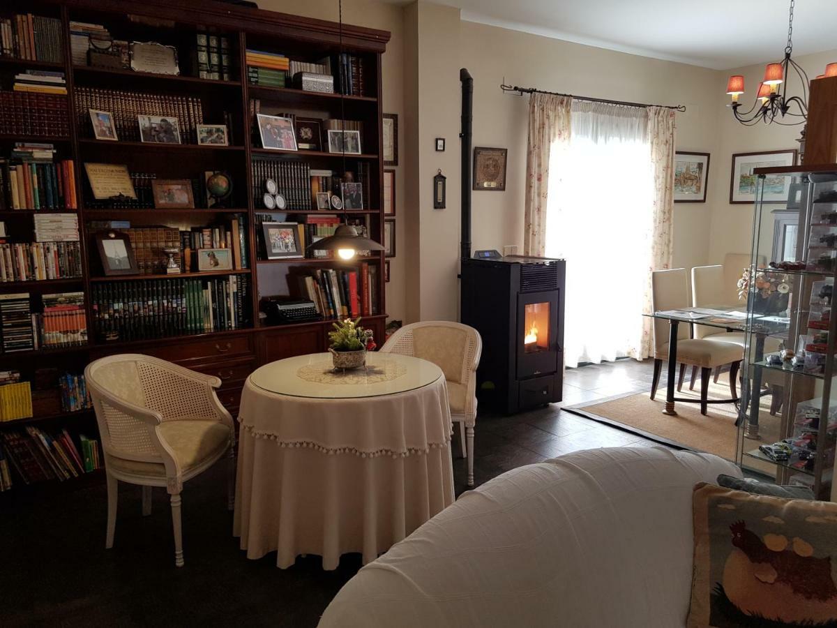 فيلا Casa Encantadora Con Piscina Privada Y Chimenea Las Jaras المظهر الخارجي الصورة